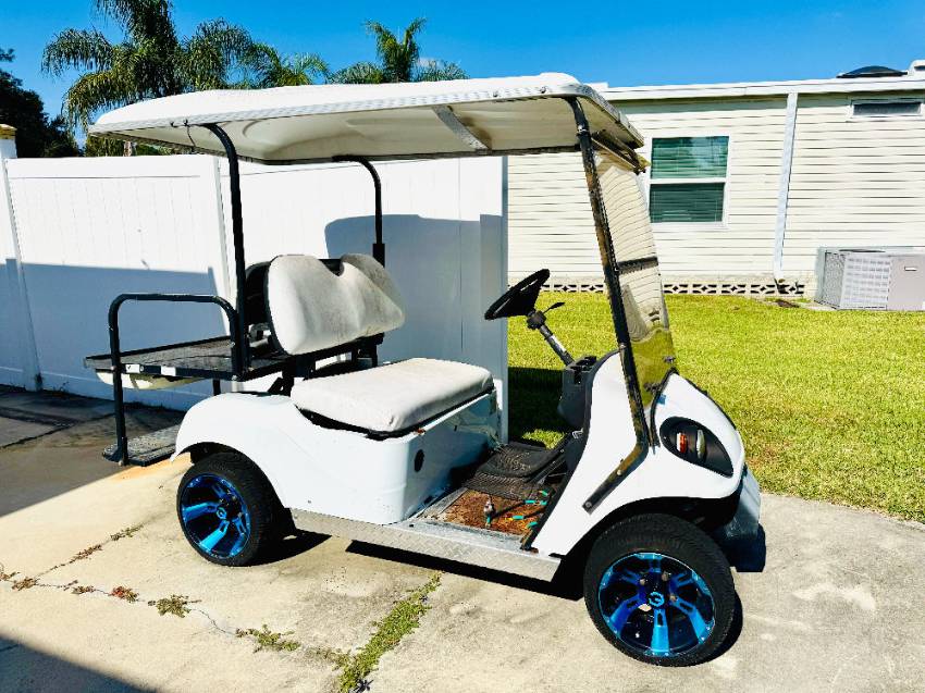 1479 Double Eagle Drive a Lakeland, FL Mobile or Manufactured Home for Sale